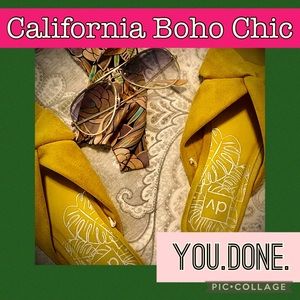 ☀️EUC DV-Dolce VitaMustard Color Suede Slip Ons